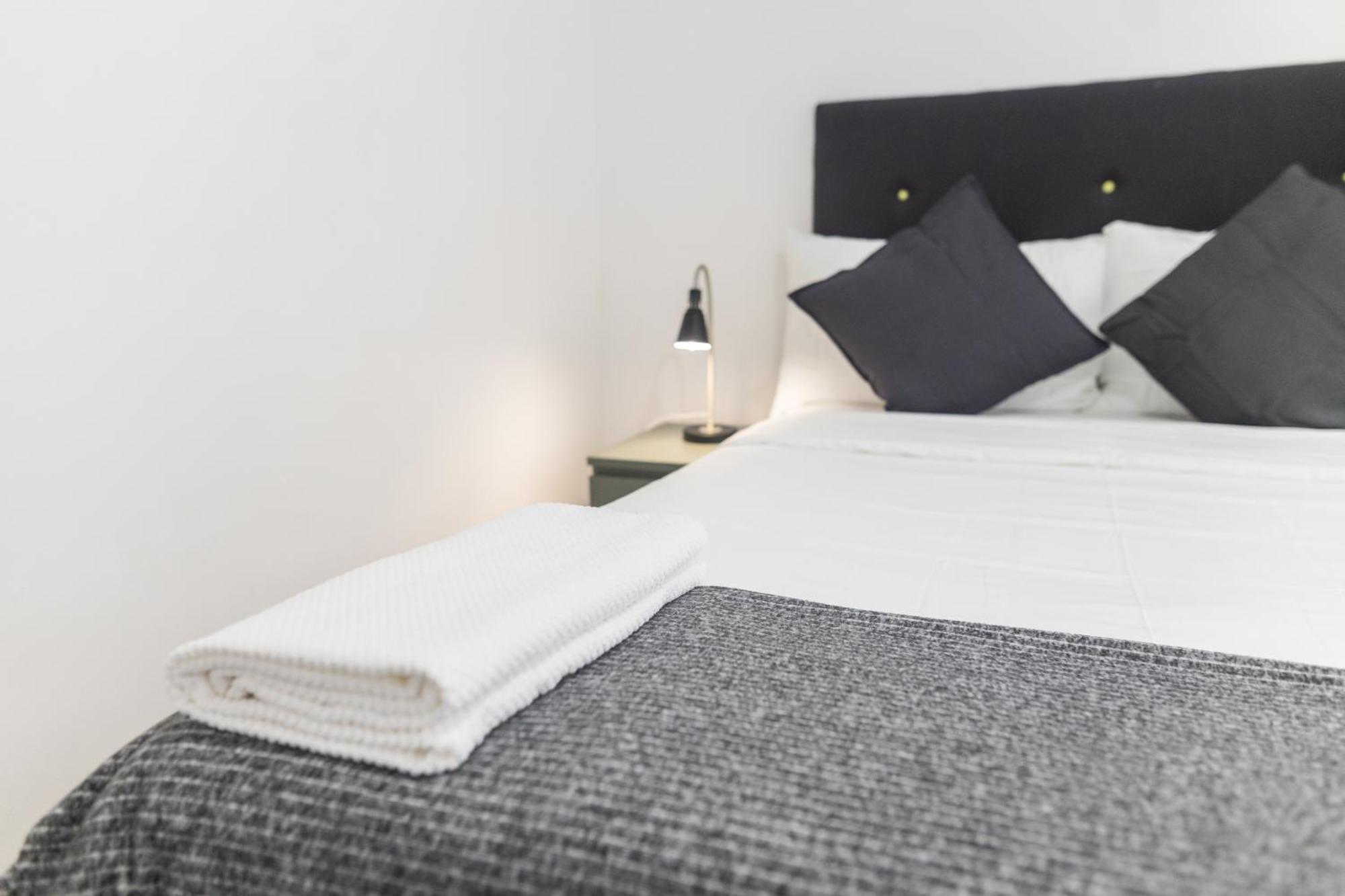 Leeds City Centre New Apartment Exterior photo